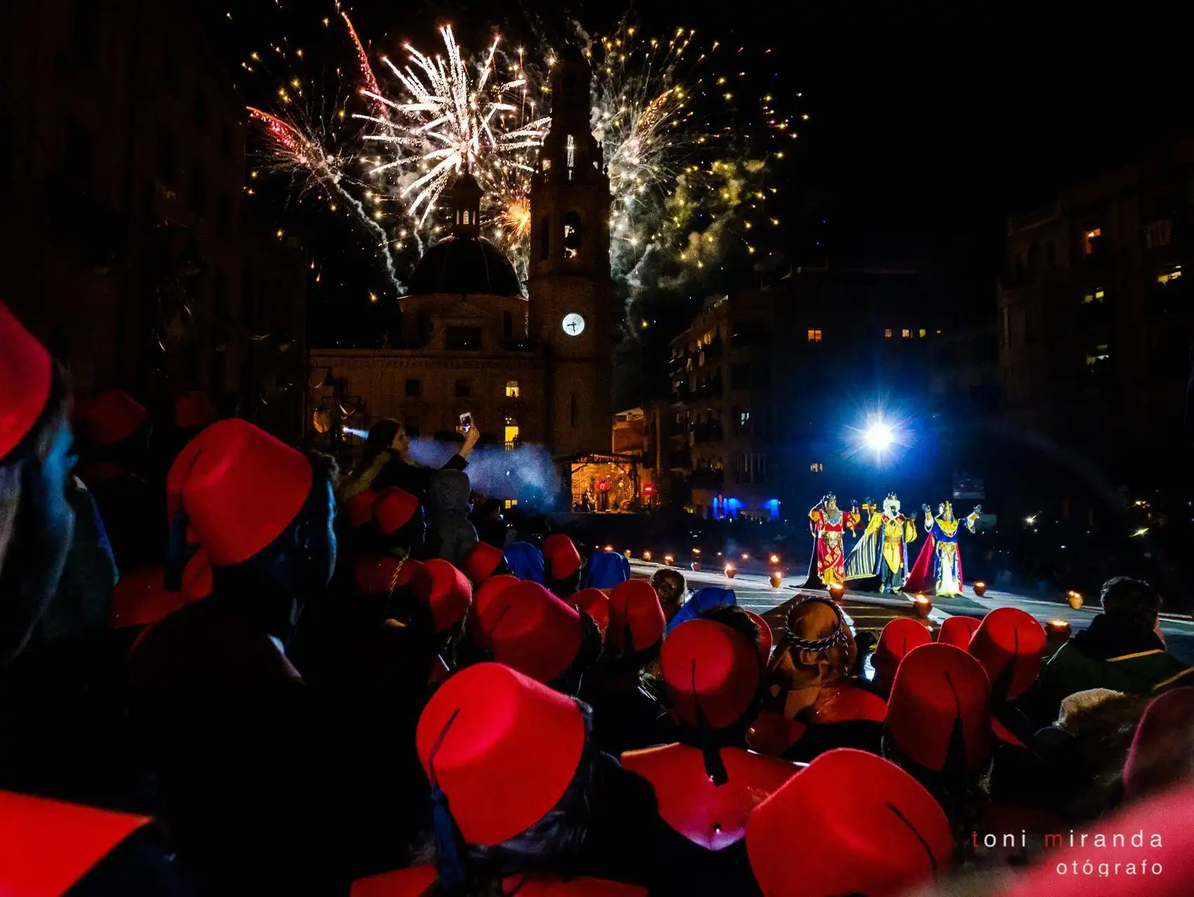 Adoración reyes magos en plaza españa Adoración reyes magos en plaza españa